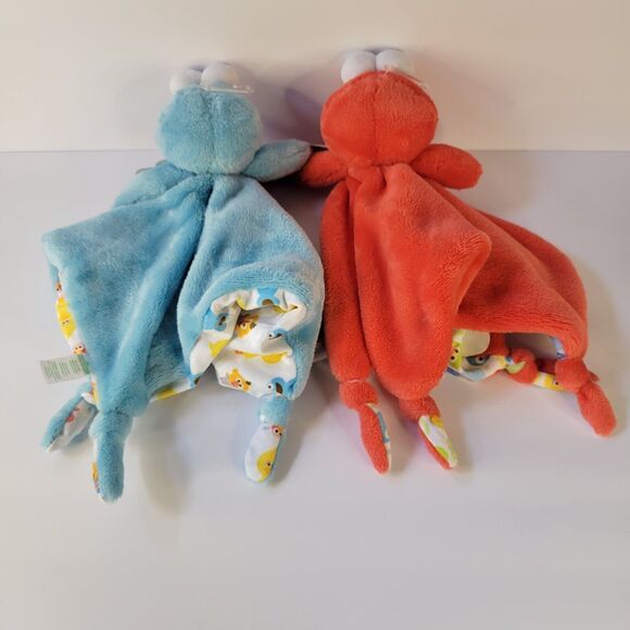 Lot 2 Sesame Street Plush Loveys Blue Cookie Monster Red Elmo Security Blanket - Picture 4 of 15